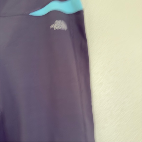 Women's North Face Gray Aqua Leggings - Picture 2 of 6